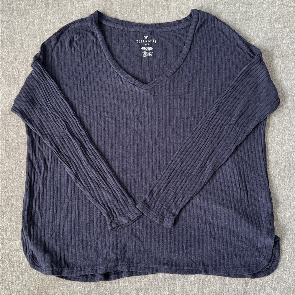 Womens American Eagle Outfitters Navy Blue Ribbed Soft & Sexy Top. Size M